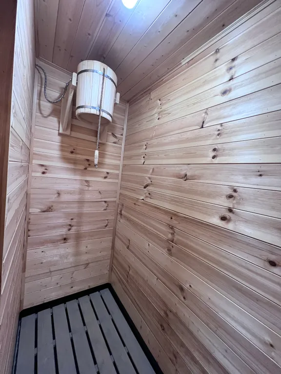 Дом отдыха с теплым бассейном и баней