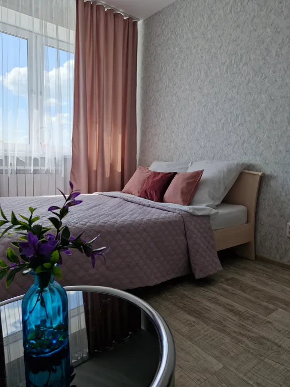 Квартира Квартира Шикарная просторная евротрешка для большой семьи или компании — Ярославль