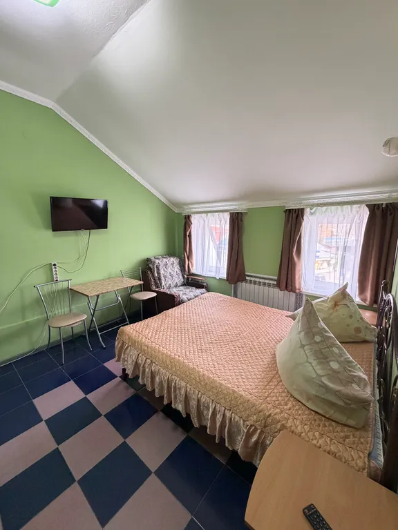 Уютный гостевой домик в центре поселка