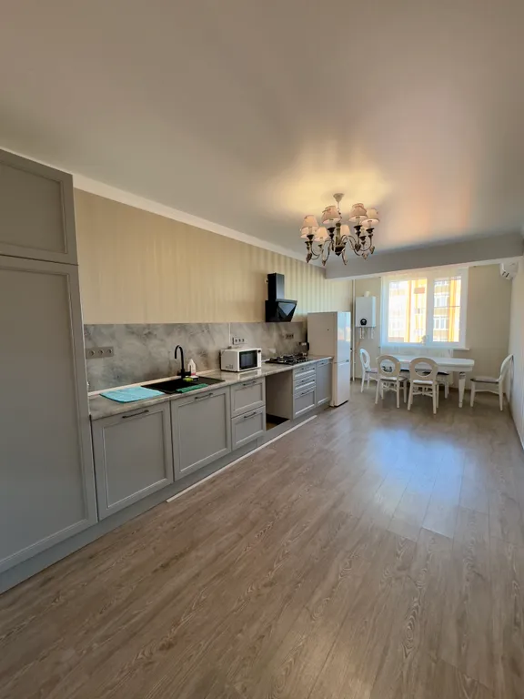 Квартира с видом на крепость, море и горы