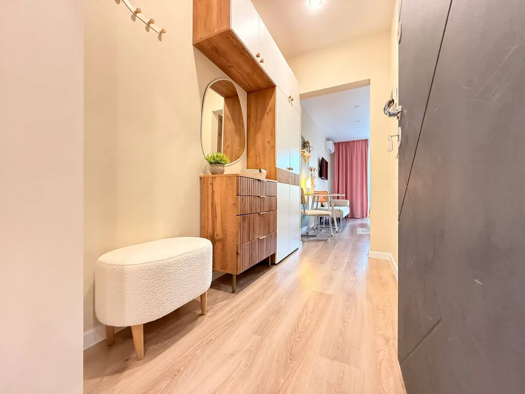 Уютная студия с прекрасным видом на горы.