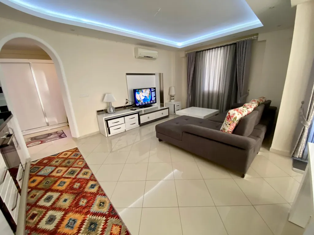 Апартаменты с бассейном рядом с пляжам Клеопатра