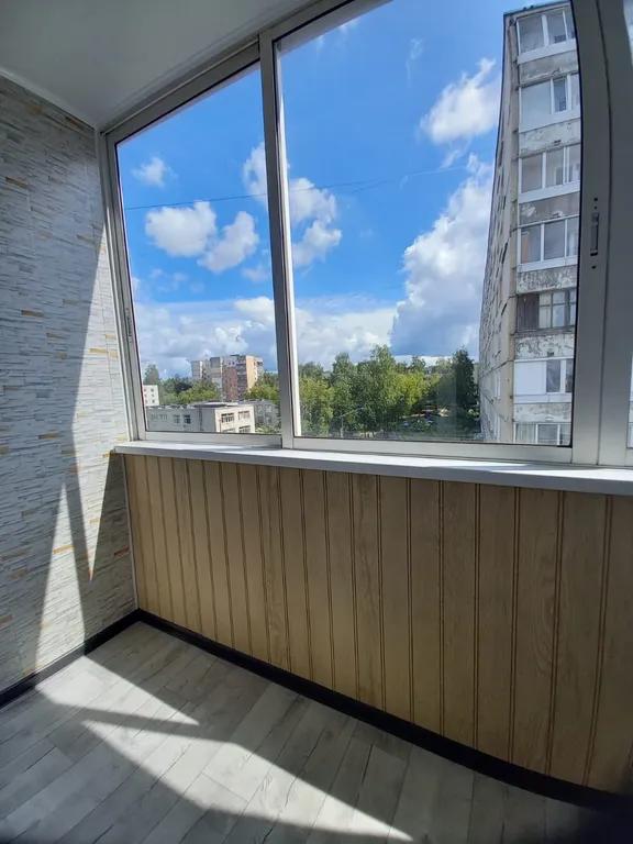 Квартира 1-комнатная Квартира — Тихвин