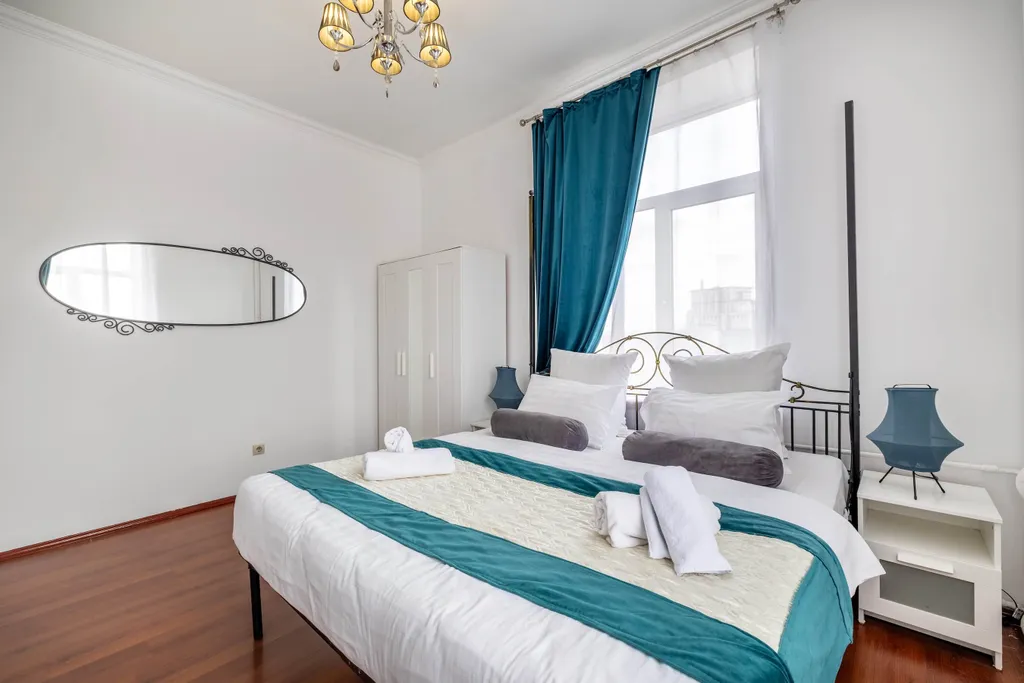 Квартира 4-ком квартира с видом на ночную Москву — Москва