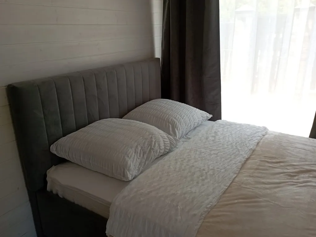 Квартира Апартаменты с отдельным двориком — Кучугуры