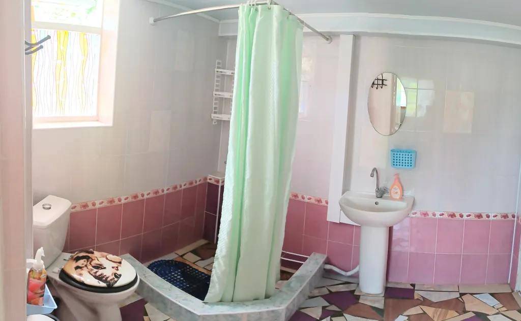 Коттеджи с бассейном