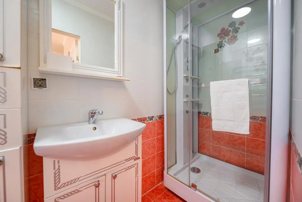 Уютный дом в центре Алматы