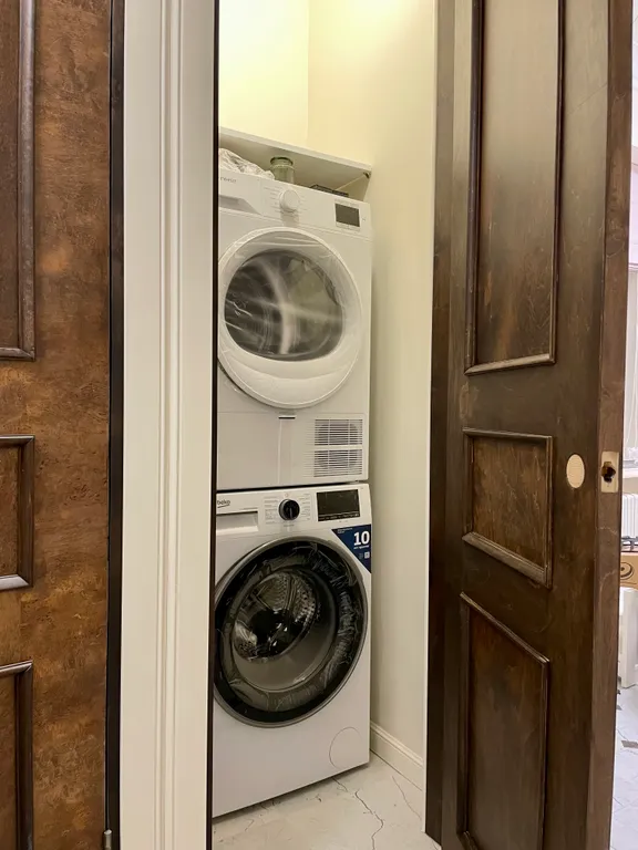 Сталинка у Вокзала