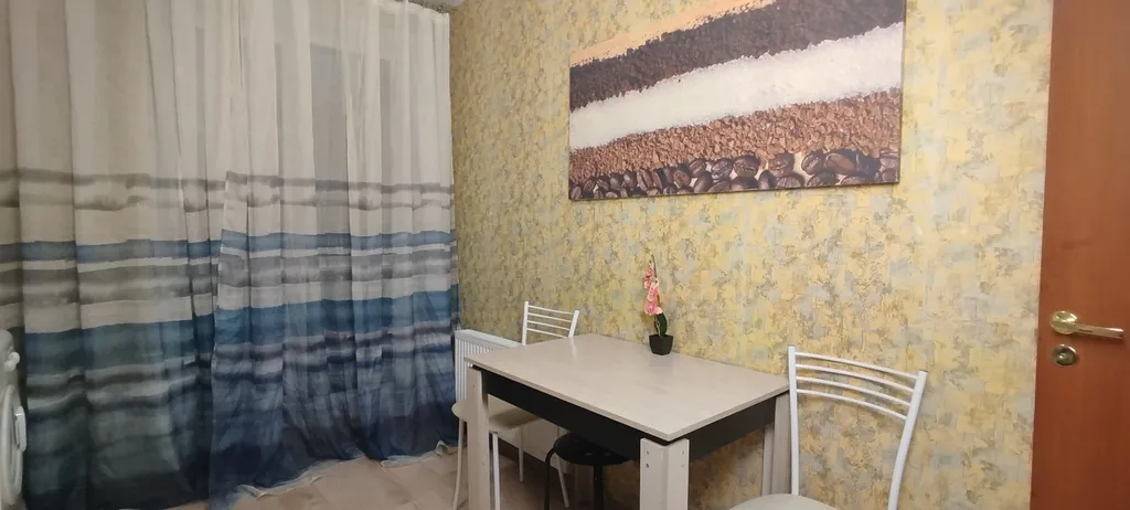 Уютная квартира в микрорайоне Коллизей