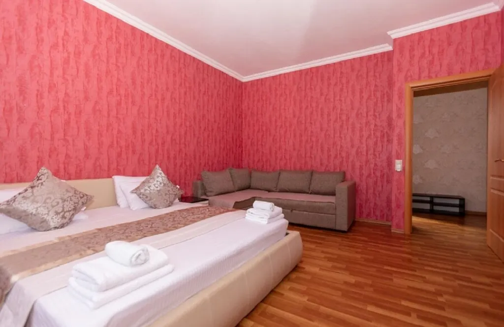 Просторная квартира в центре Адлера