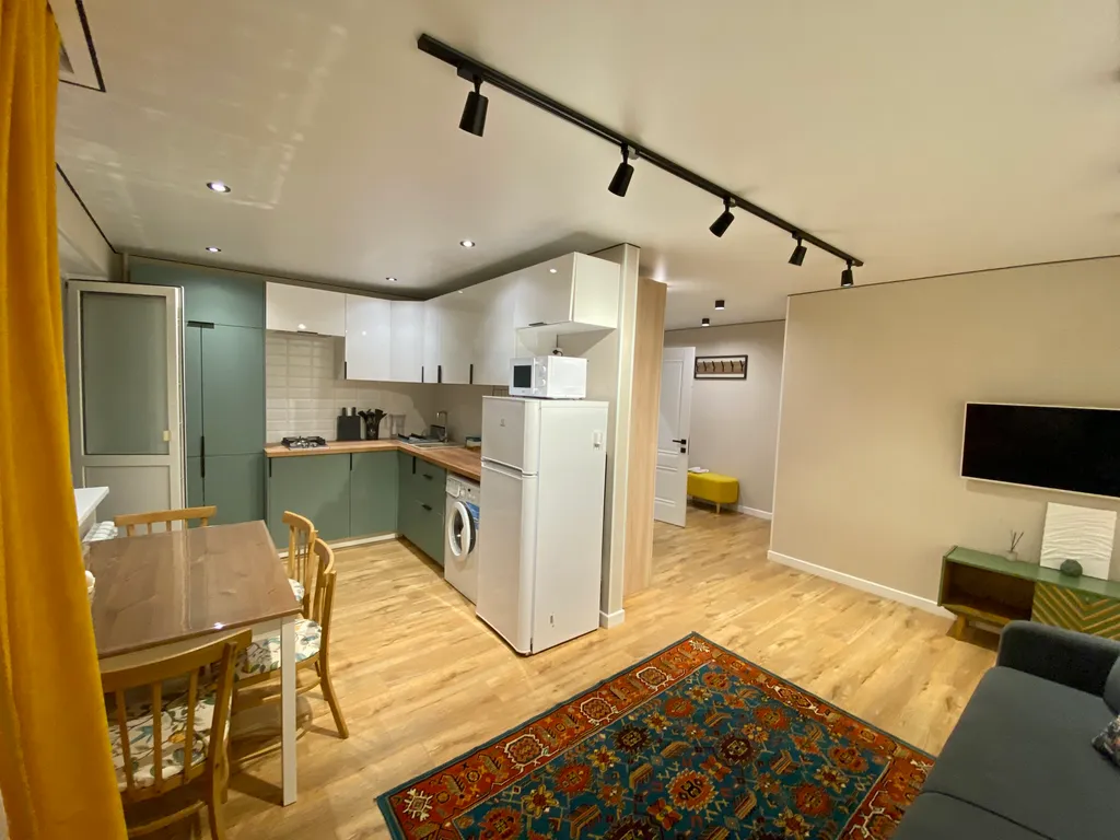 Квартира на набережной центра города