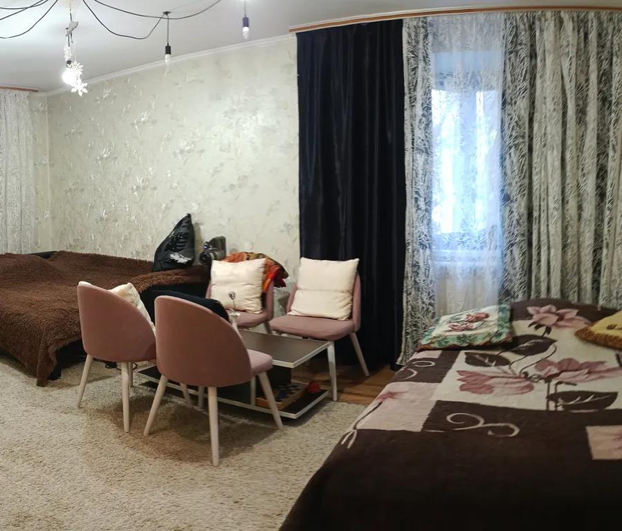 Квартира у озера и театра рядом с метро