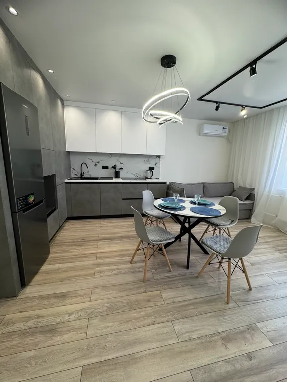 Квартира Евротрешка в самом центре развитого района — аренда посуточно в Оренбург