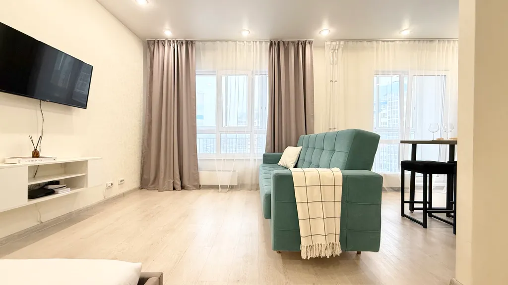 Квартира Hugge Place | Стильная студия у Аквапарка с Wi-Fi — Новосибирск