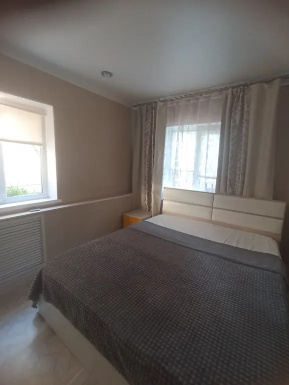 Квартира со своим двориком и стоянкой