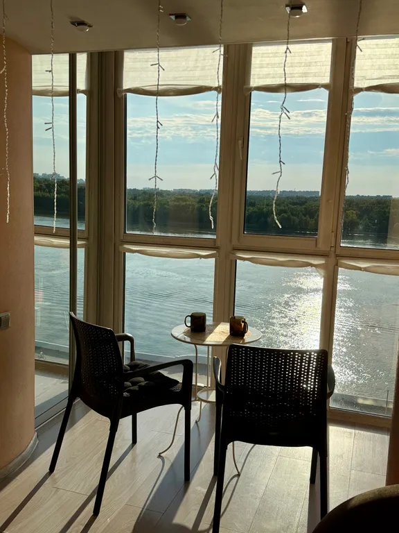 Панорамный вид на Иртыш с 8 этажа