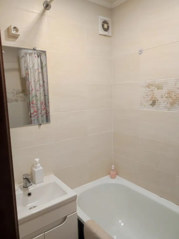 Теплая уютная квартира на Щетинина, вода 24/7