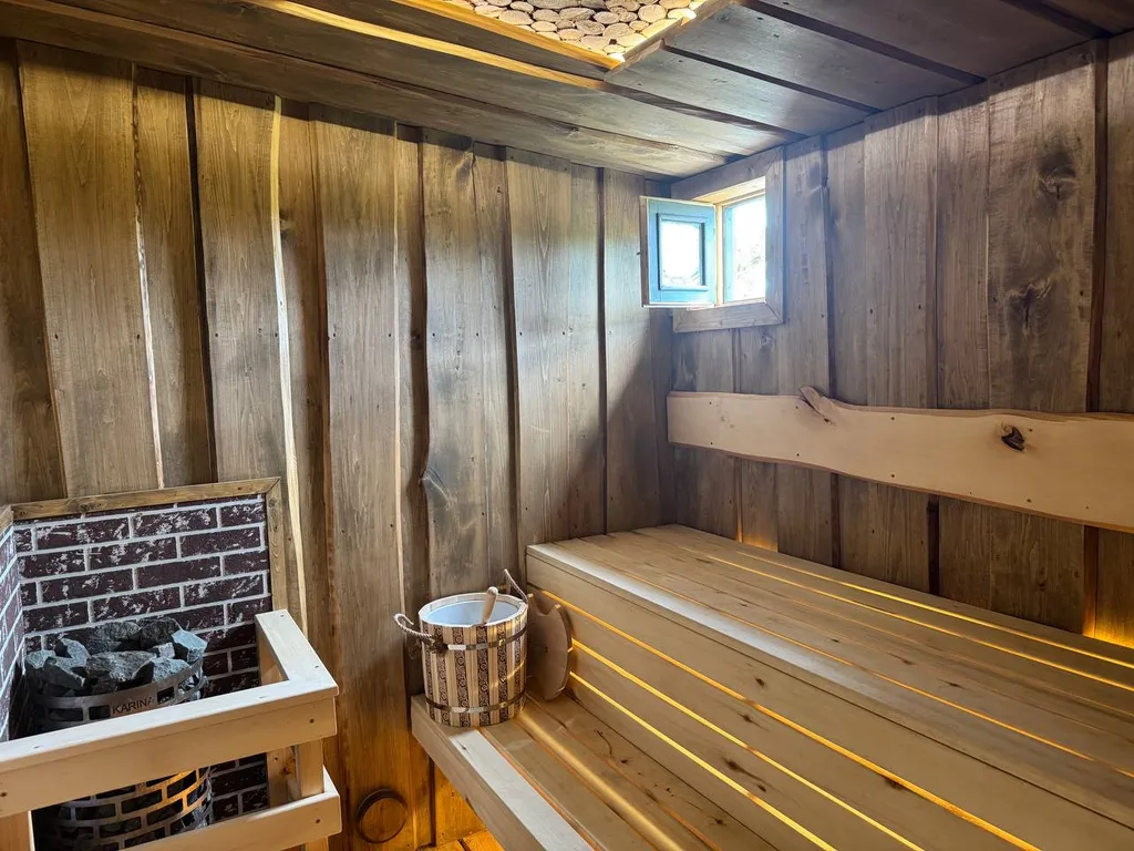 Вилла с купелями и баней