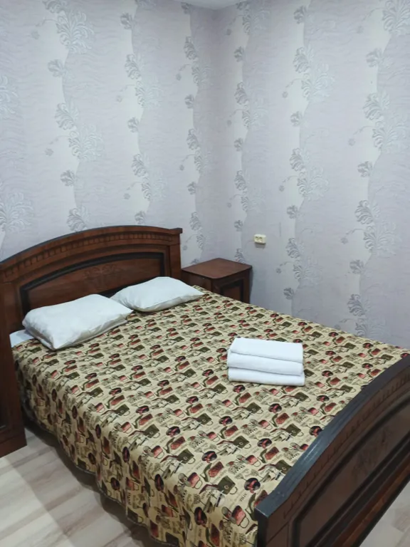 Квартира Квартира Двухкомнатный пятиместный семейный номер с удобствами — Адлер