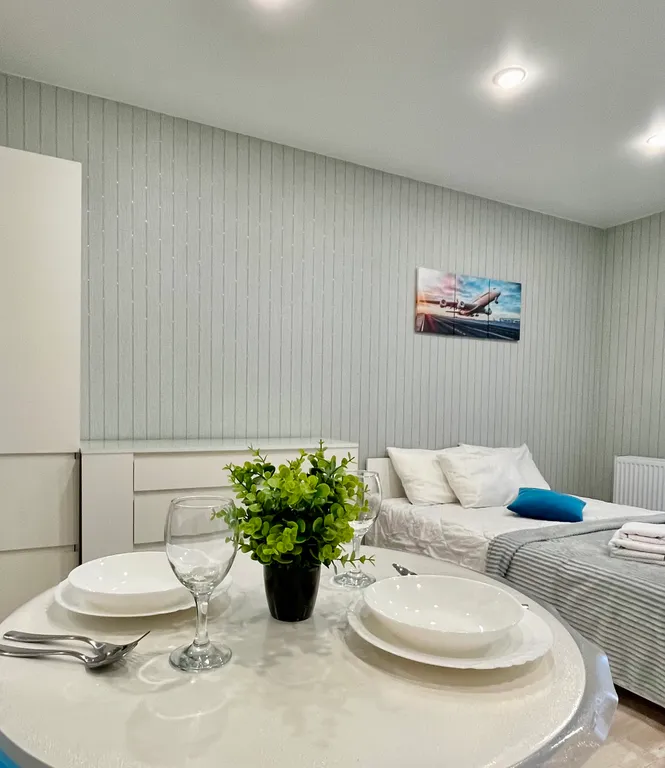 Новая студия с просторной парковкой