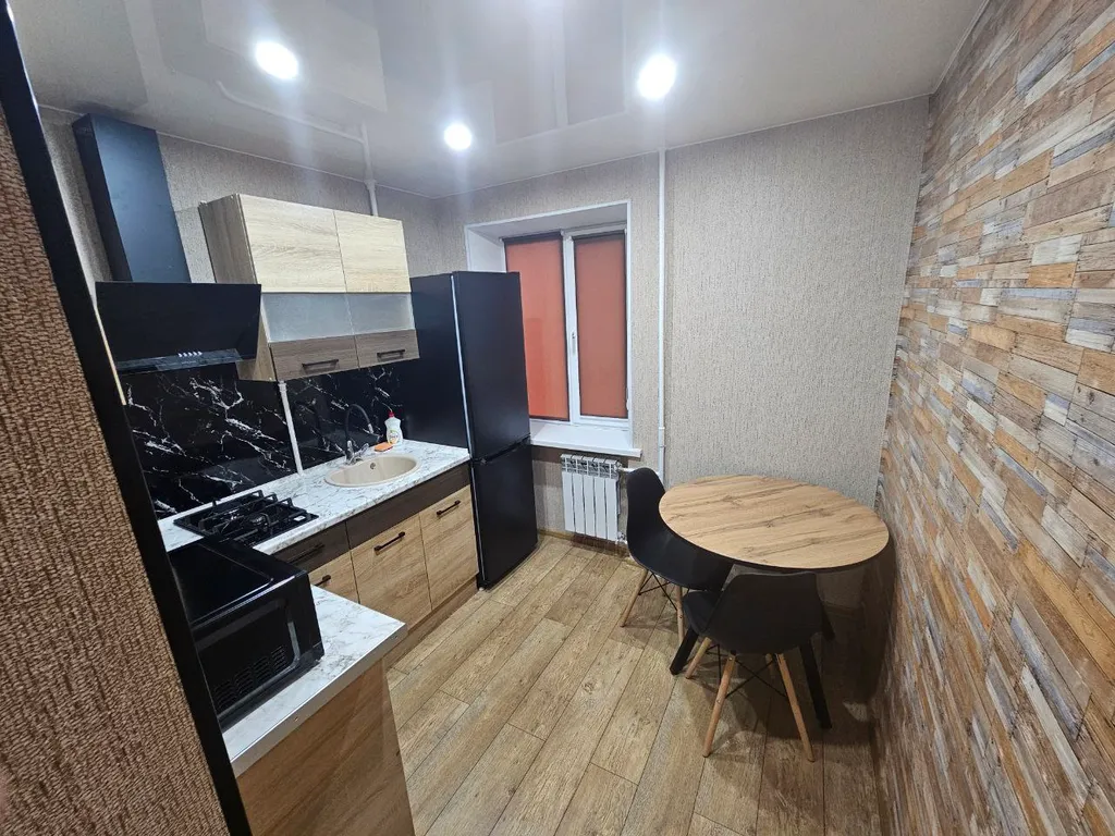 Уютная квартира возле парка — аренда посуточно в Мелитополь