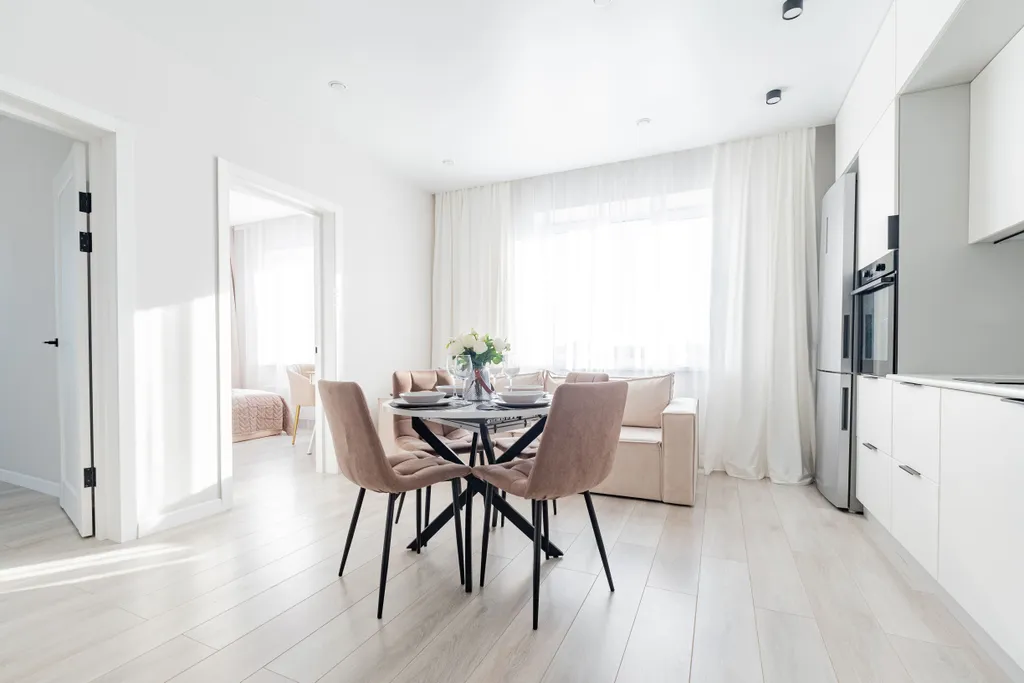 Современная евротрешка в центре