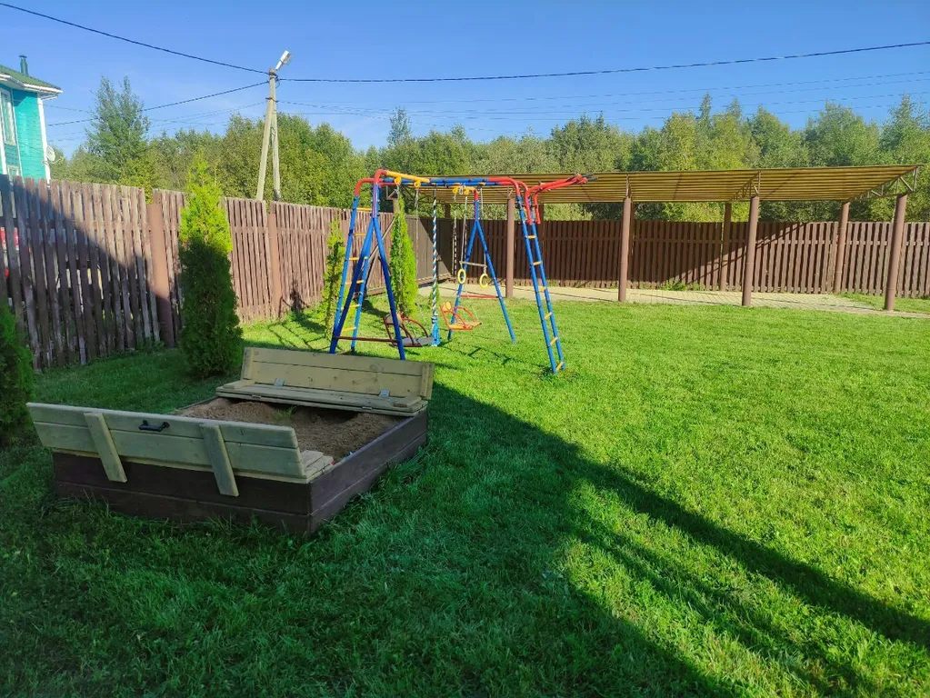 Уютный дом и баня на дровах с рядом озером