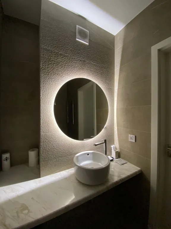 Апартаменты с бассейном на берегу моря