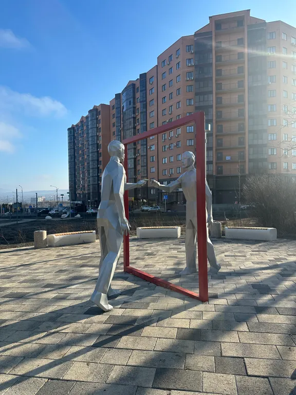 Уютная квартира с панорамным видом на горы , около нового сквера