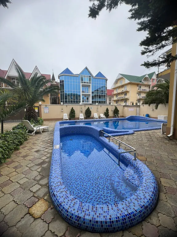 Квартира Квартира Уютная студия с тёплым бассейном и wi-fi — Сириус