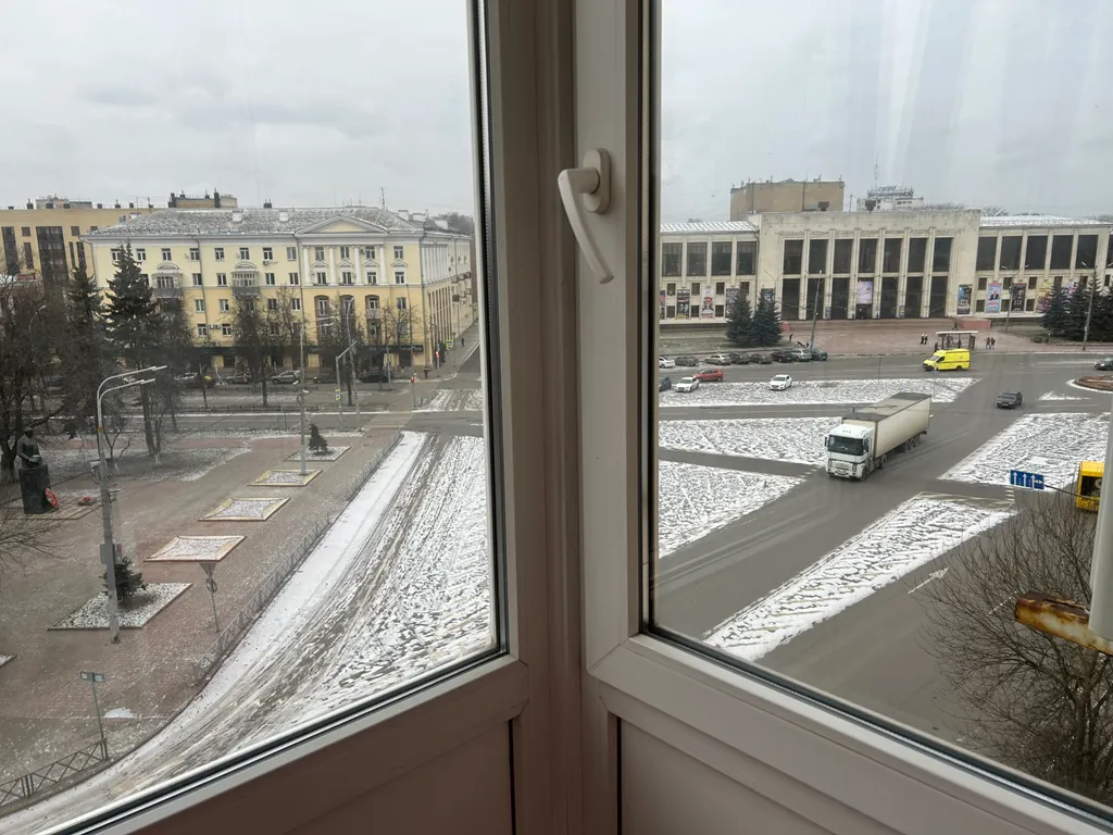 Студия с красивым видом на центр города