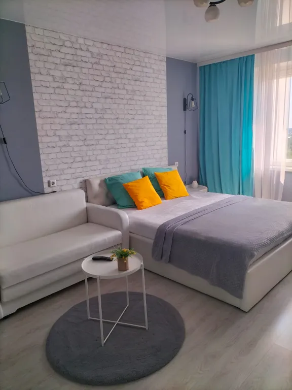 Уютная квартира с видом на берёзовую рощу