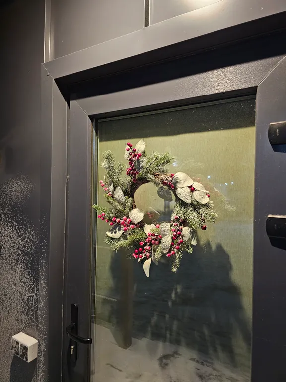 Уютный новый дом Твоя Хвоя