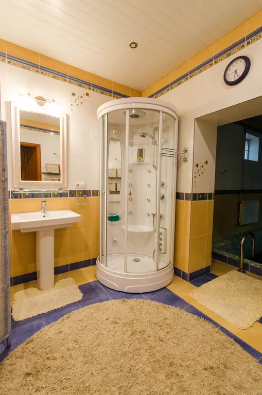 Дом в Балашихе с бассейном и сауной