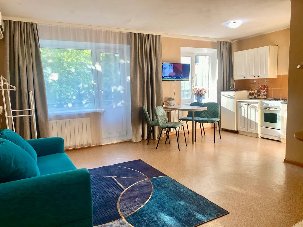 Студия на набережной с лифтом