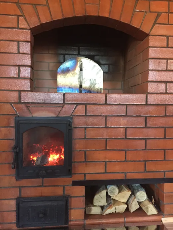 Дом из бревна Терем с сауной в черте города