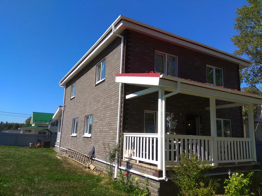 Дом с террасой, сауной рядом с лесом и пляжами