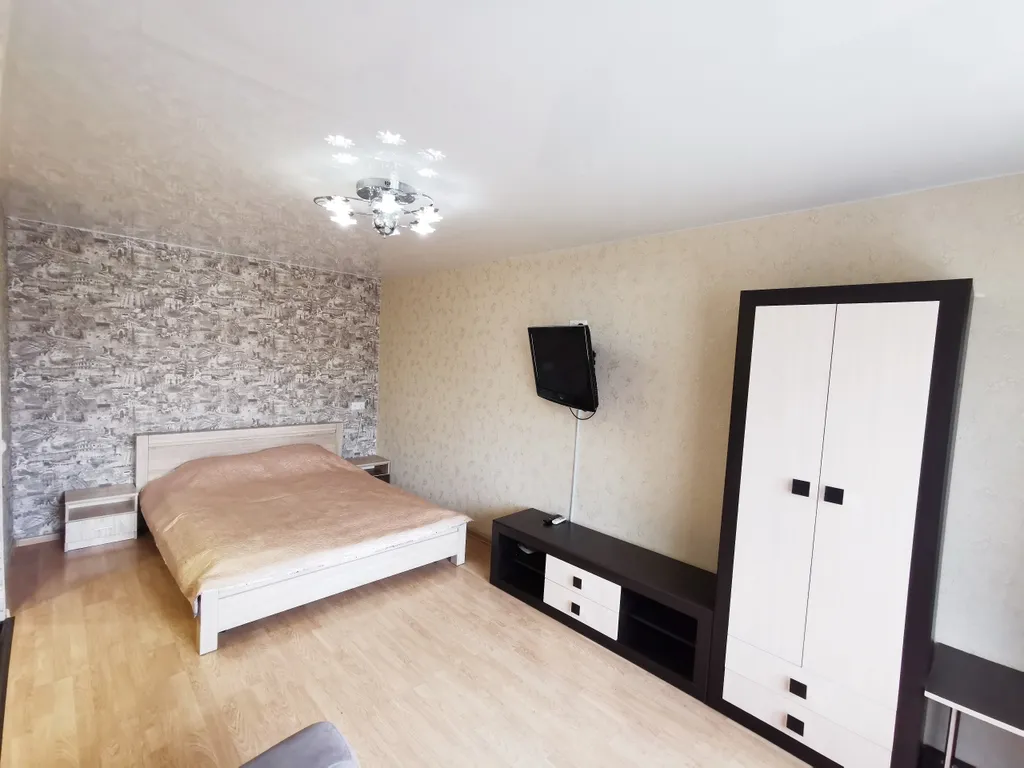 Уютная однакомнатная квартира около вокзала — аренда посуточно в Гомель