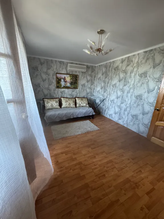 Уютная двухкомнатная на Садовой