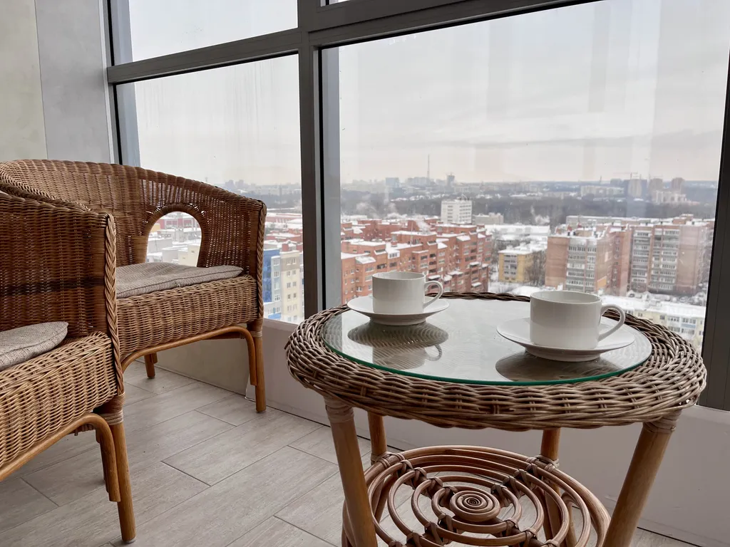 Квартира с панорамными окнами в центре города