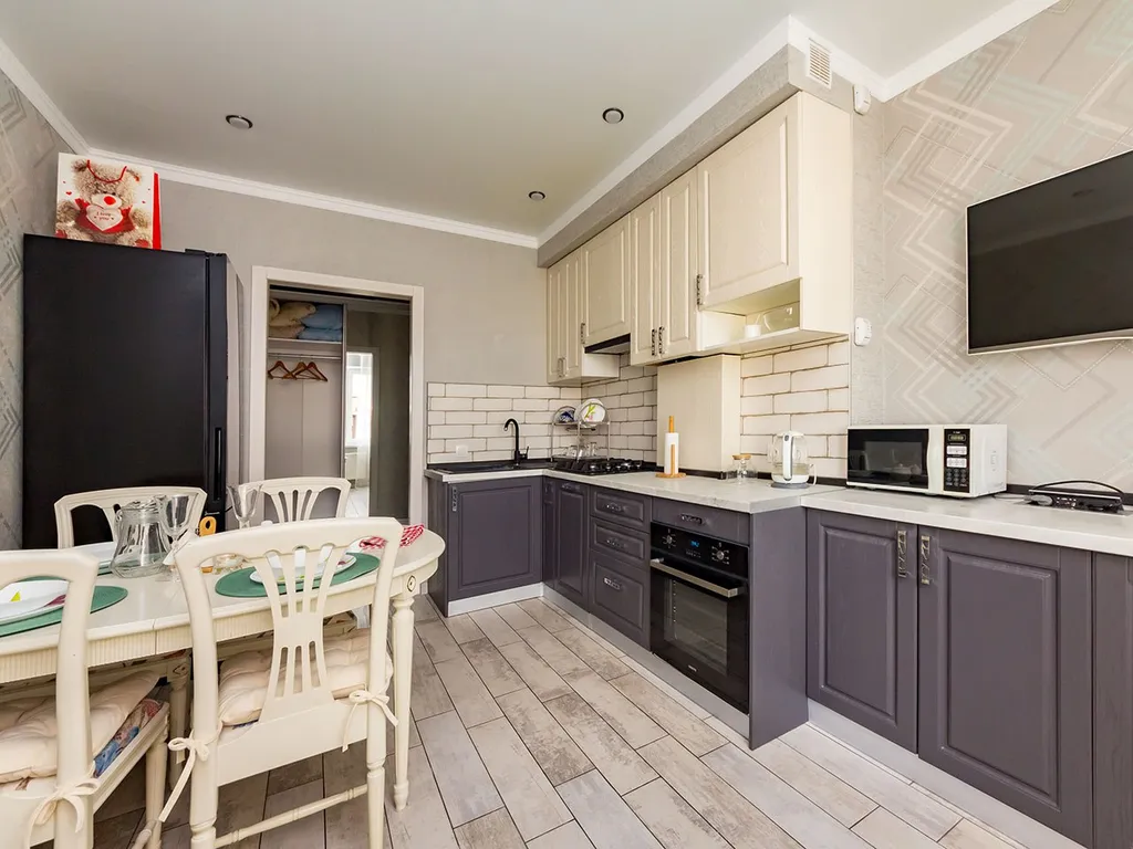 Просторная квартира до 5 гостей в престижном районе Зеленоградска — аренда посуточно в Зеленоградск