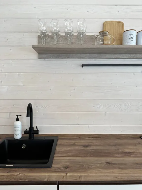 Панорамный дом с камином в престижном поселке