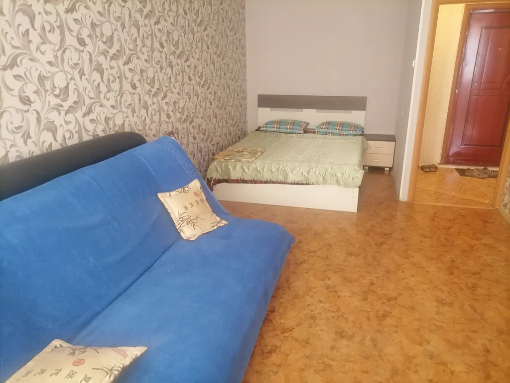 Уютная 1-комнатная квартира — аренда посуточно в Нижнекамск