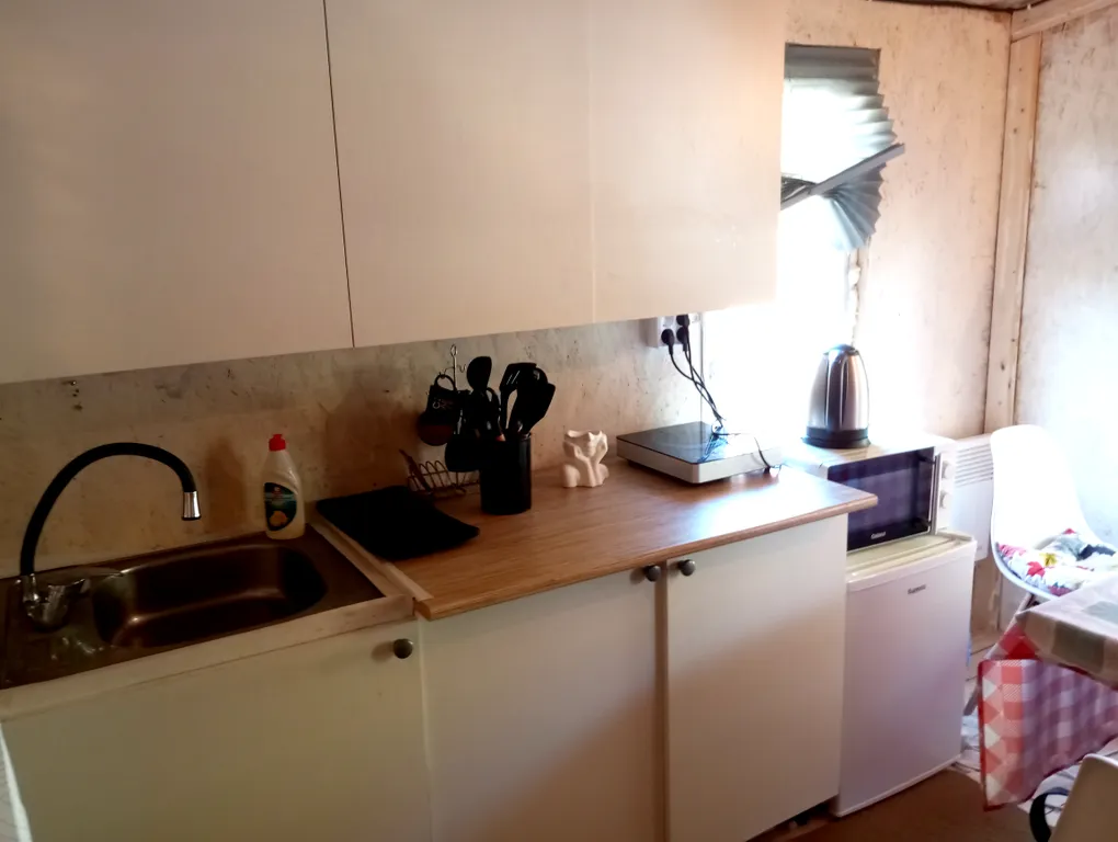 Новый домик рядом с лесом