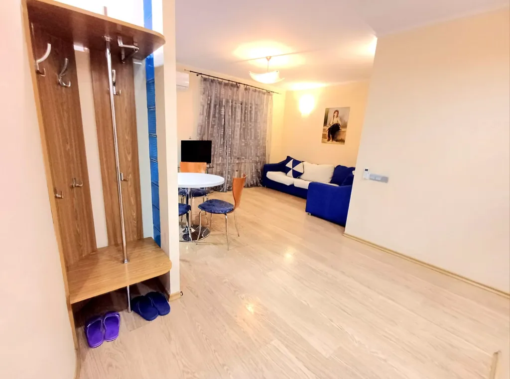 Квартира Уютная квартира Самал 2 — Алматы