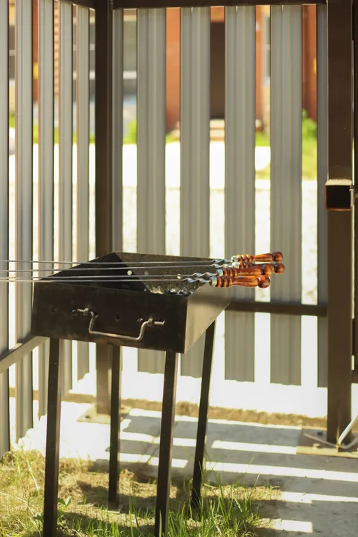 Квартира с придомовой территорией