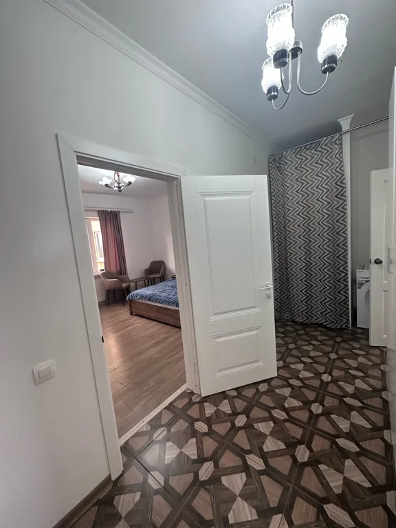 Квартира Двухкомнатная квартира с балконом — Сухум