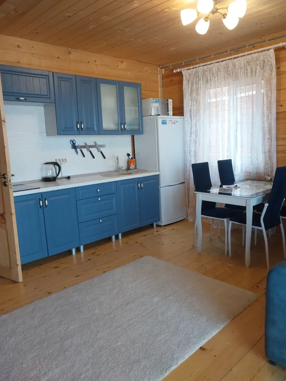 Коттедж Уютный коттедж в 30 метрах от моря со своим двориком — Кучугуры