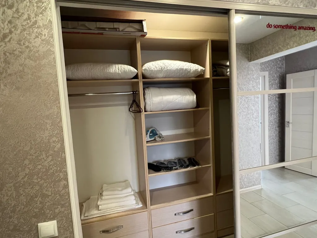 Большая и уютная трехкомнатная квартира в центре, с двумя санузлами