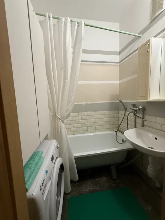 Евротрёшка на 9 гостей и 2 лоджии